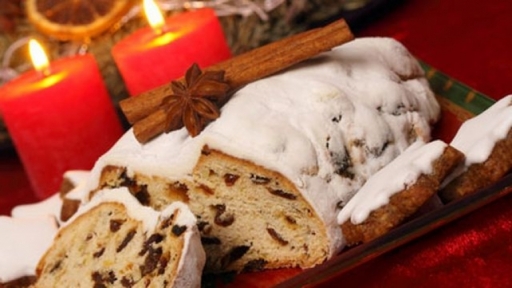 Stollen: To Γερμανικό γλυκό ψωμί των Χριστουγέννων