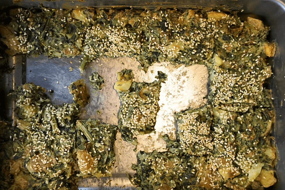 Νηστίσιμη πατατόπιτα με σπανάκι